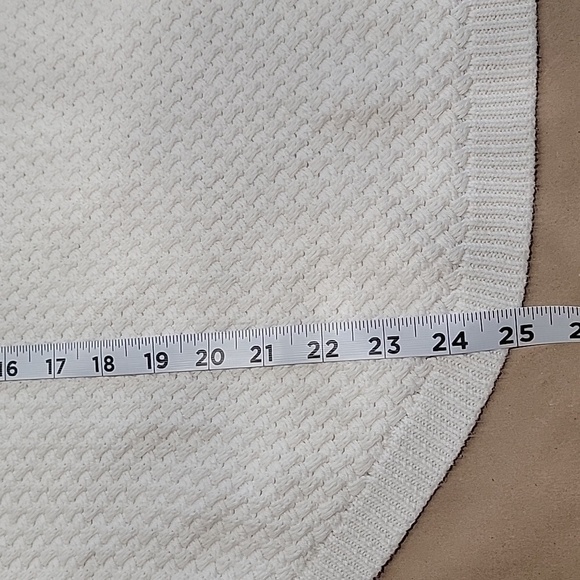 Lety & Me Size L Ivory Elbow Patch Curved Hem Sweater, Excellent Used Condition - Picture 10 of 12